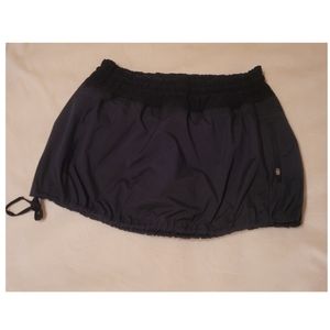 Lululemon Athletica Run Tracker Skirt